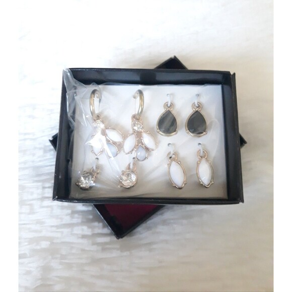 AVON FLORAL CLUSTER INTERCHANGEABLE 4 PAIR HOOP SET (GOLDTONE) ~ NEW SEALED!!! - Picture 4 of 7